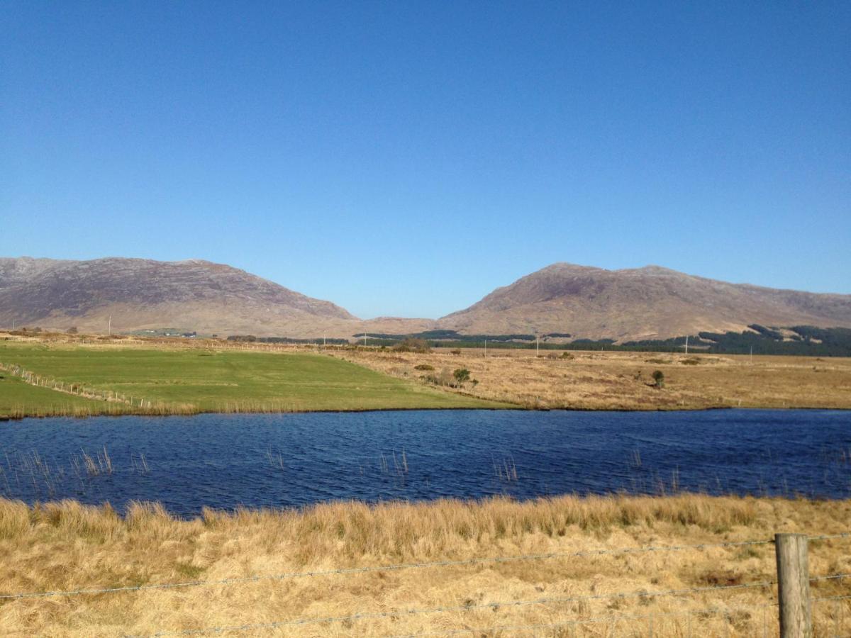לינה וארוחת בוקר Recess Railway View - Connemara מראה חיצוני תמונה